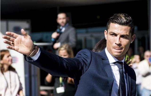 签到2027年！山东泰山续约中超最贵外援，克雷桑入籍或助国足！