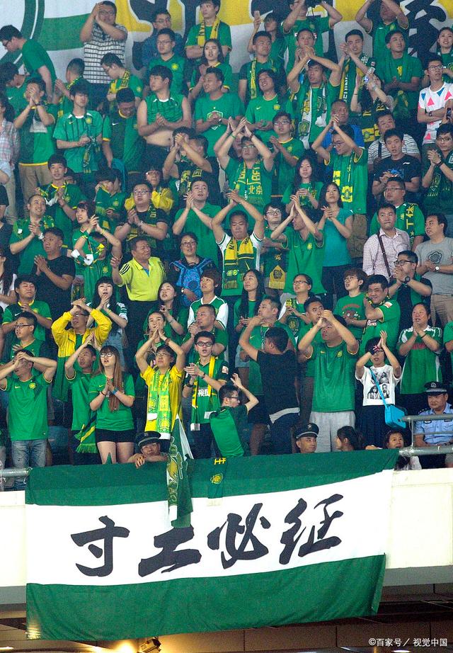 2025非洲足球先生最终入围名单：阿什拉夫、萨拉赫、奥斯梅恩（2025非洲足球先生三强出炉：阿什拉夫、萨拉赫、奥斯梅恩）