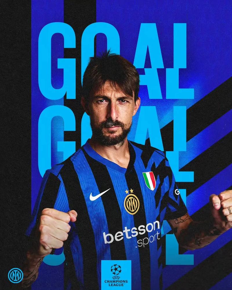 被与贝肯鲍尔比较？凯恩：我从小就喜欢防守，很享受铲球