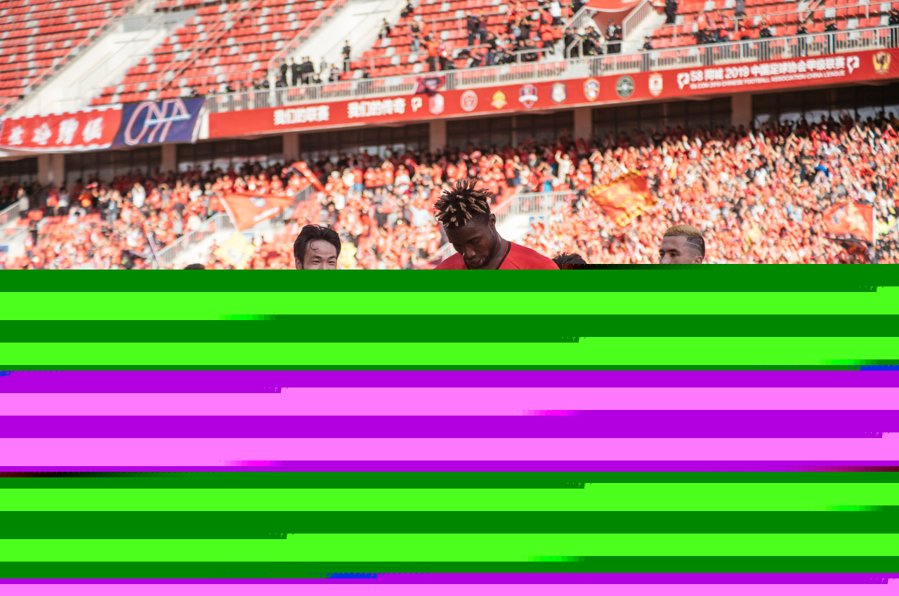 墨尔本胜利主帅：德比对阵卫冕冠军有压力，全队渴望证明自己（墨尔本胜利主帅谈德比：迎战卫冕冠军压力不小，全队盼自证实力）