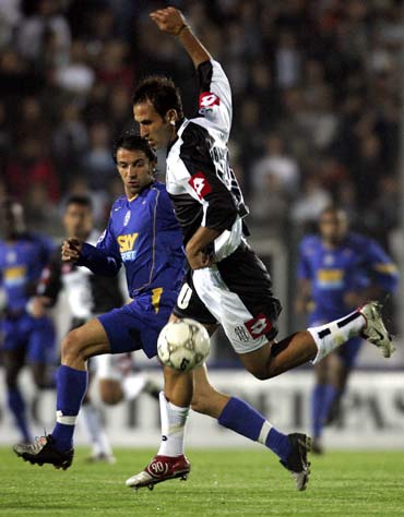 在更衣室丢失价值32万欧的财物，科贝：土耳其队已找回失物