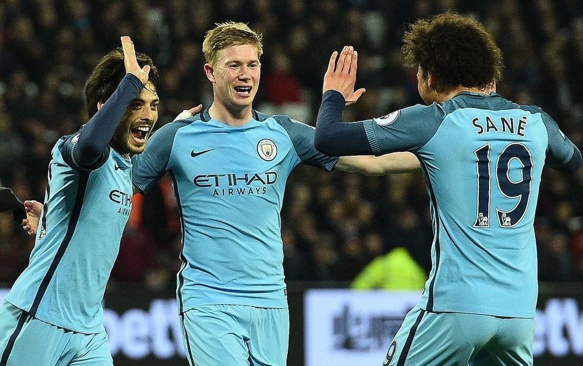 进球击溃利物浦！吉布斯·怀特生涯首次连续3场英超进球（吉布斯·怀特英超生涯首次三连斩，进球重创利物浦）