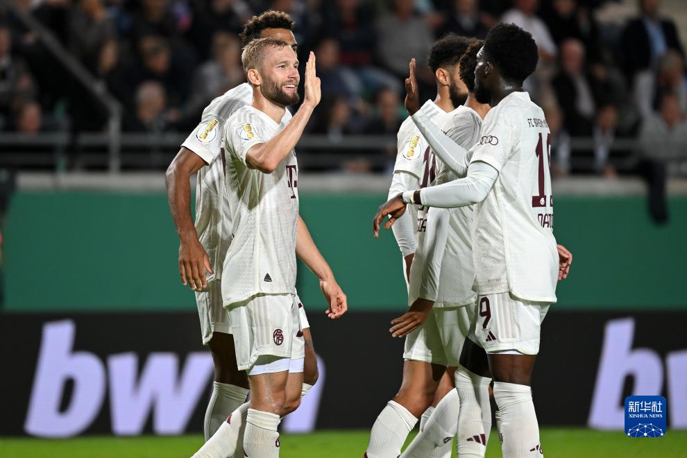 澳超前瞻：惠灵顿凤凰新赛季攻强守弱，麦克阿瑟FC火力不足（澳超前瞻：惠灵顿凤凰新季攻强守弱，麦克阿瑟FC锋线乏力）