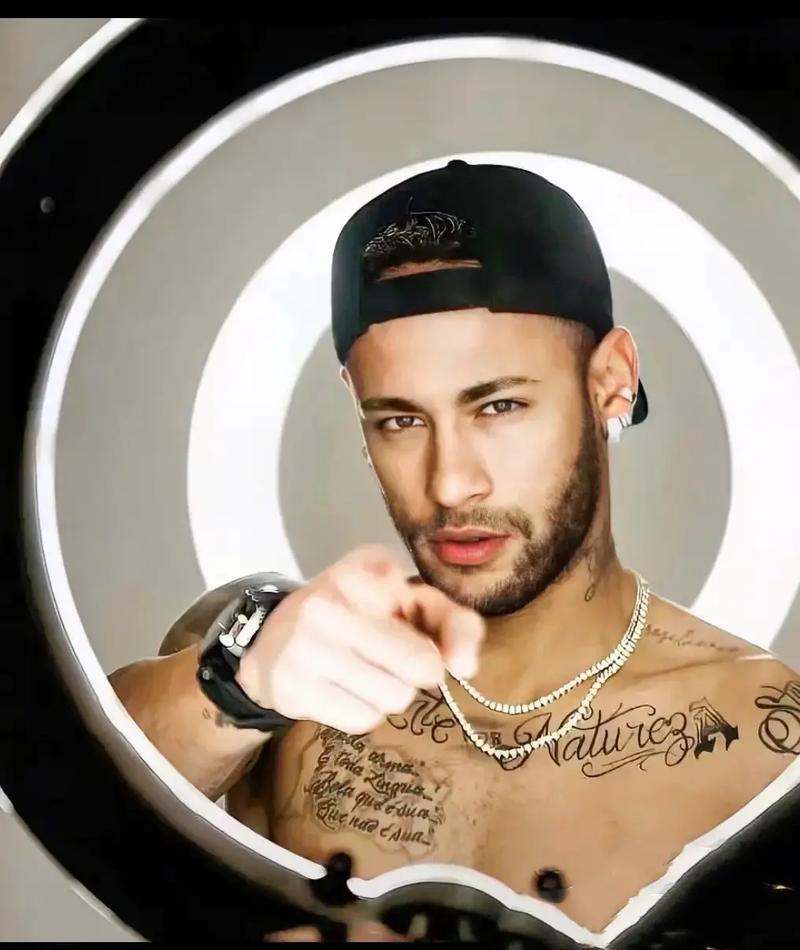 黄希扬：我的生涯没有遗憾了，把中超还给重庆了（黄希扬：生涯无憾，中超已归重庆）