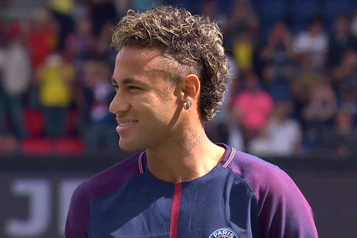 2025中超最佳阵容：蓉城4人入选，法比奥等8名外援在列（2025中超最佳阵容揭晓：蓉城4将入选，含法比奥在内共8名外援）