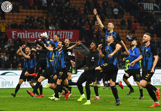 朱艺：魏祥鑫非常自律且有雄心，在青训营时期就脱颖而出（朱艺评魏祥鑫：自律与雄心兼具，早在青训阶段便崭露头角）