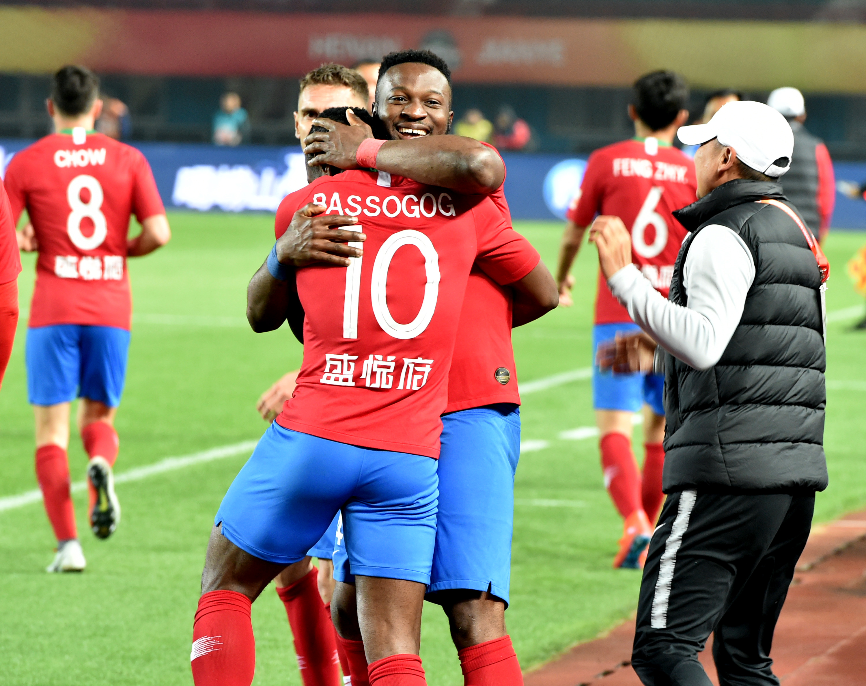 罗马vs乌迪内斯：洛伦佐-佩莱格里尼、克里斯坦特首发，扎尼奥洛、布克萨出战